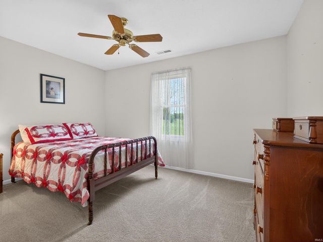 1402 Barrington Drive, Auburn, IN 46706