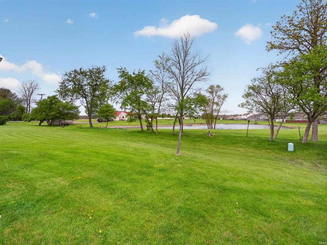 1402 Barrington Drive, Auburn, IN 46706