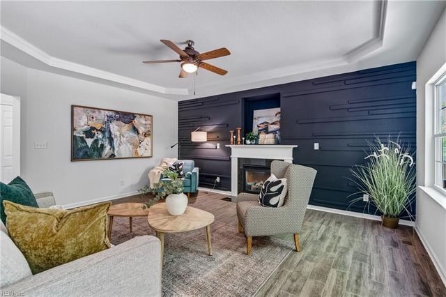 6991 Lakeside DR, Hayes, VA 23072