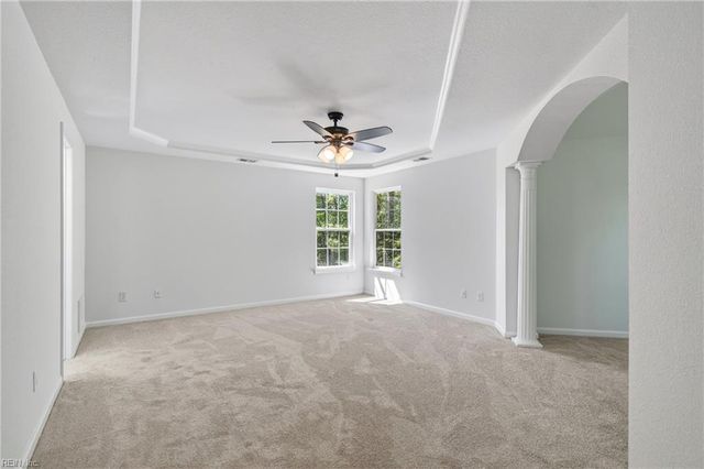6991 Lakeside DR, Hayes, VA 23072