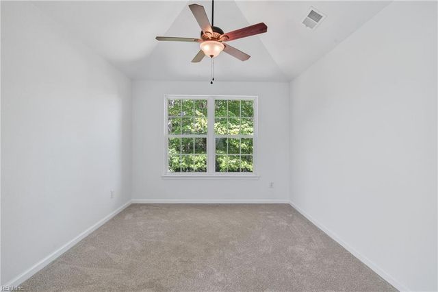 6991 Lakeside DR, Hayes, VA 23072