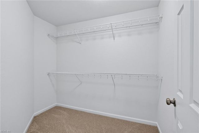 6991 Lakeside DR, Hayes, VA 23072