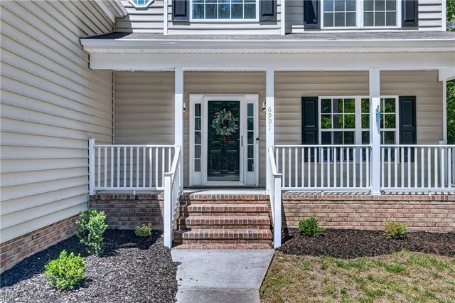 6991 Lakeside DR, Hayes, VA 23072