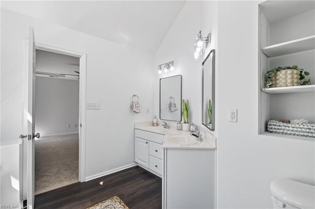 6991 Lakeside DR, Hayes, VA 23072