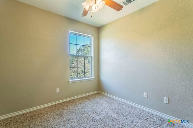 1124 N Penelope Street, Belton, TX 76513