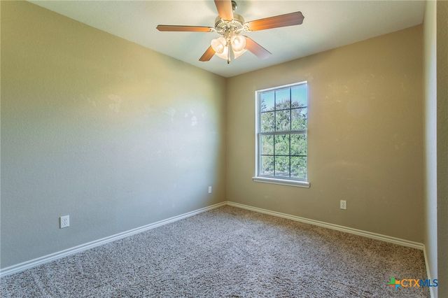 1124 N Penelope Street, Belton, TX 76513