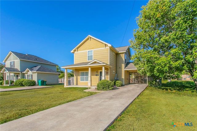 1124 N Penelope Street, Belton, TX 76513