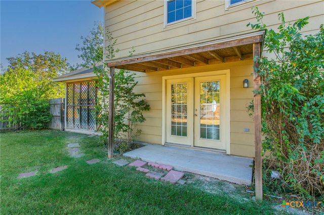 1124 N Penelope Street, Belton, TX 76513