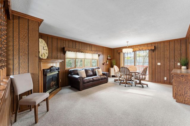 9706 Foley Boulevard NW, Coon Rapids, MN 55433
