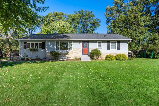 9706 Foley Boulevard NW, Coon Rapids, MN 55433