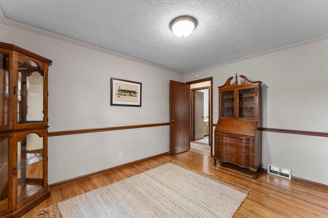 9706 Foley Boulevard NW, Coon Rapids, MN 55433