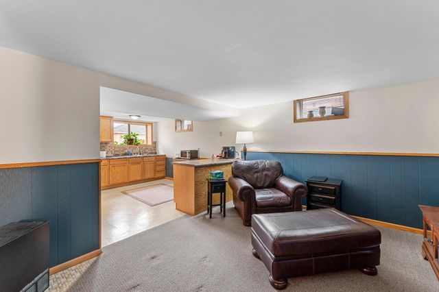 9706 Foley Boulevard NW, Coon Rapids, MN 55433