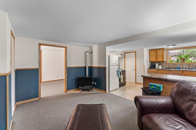 9706 Foley Boulevard NW, Coon Rapids, MN 55433
