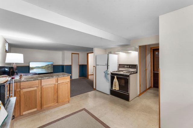 9706 Foley Boulevard NW, Coon Rapids, MN 55433