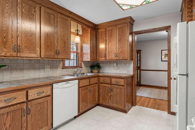 9706 Foley Boulevard NW, Coon Rapids, MN 55433