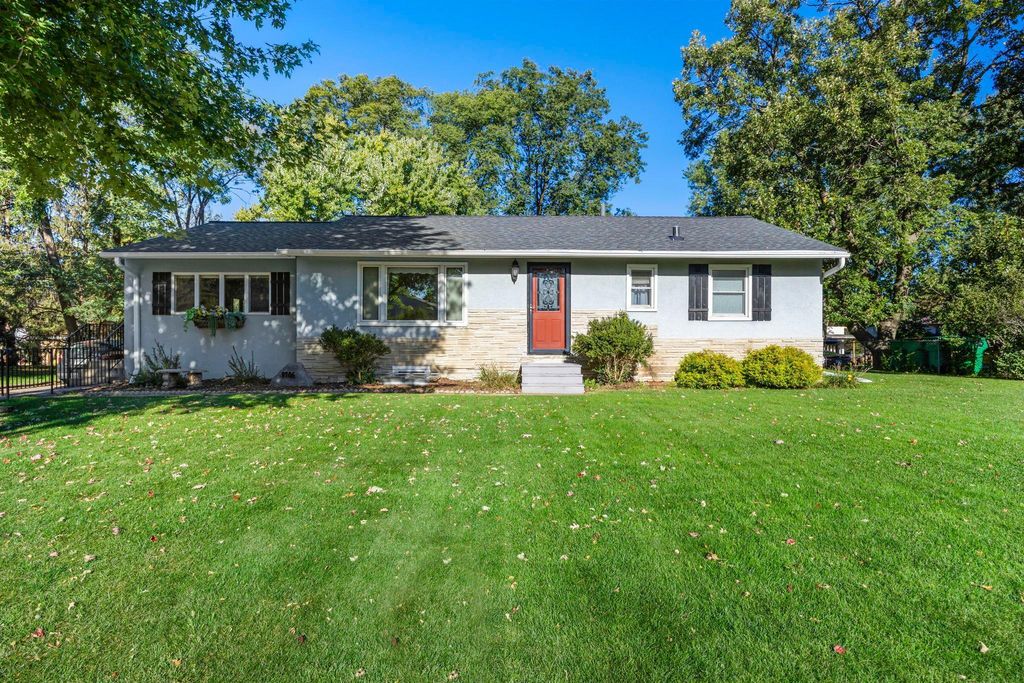 9706 Foley Boulevard NW, Coon Rapids, MN 55433 — photo 2