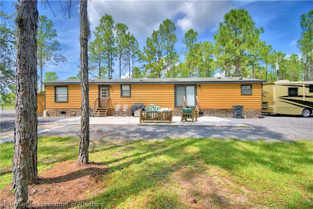 5660 E Highway 630 E, Frostproof, FL 33843