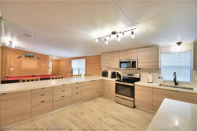 5660 E Highway 630 E, Frostproof, FL 33843