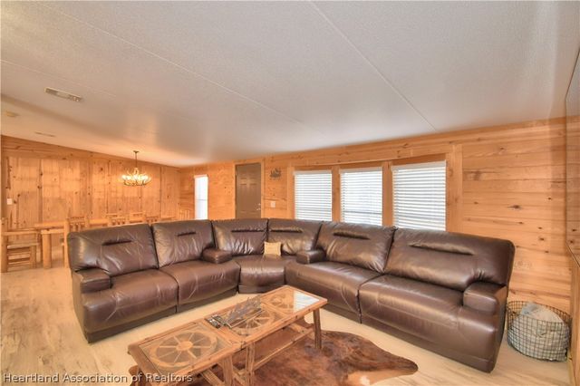 5660 E Highway 630 E, Frostproof, FL 33843