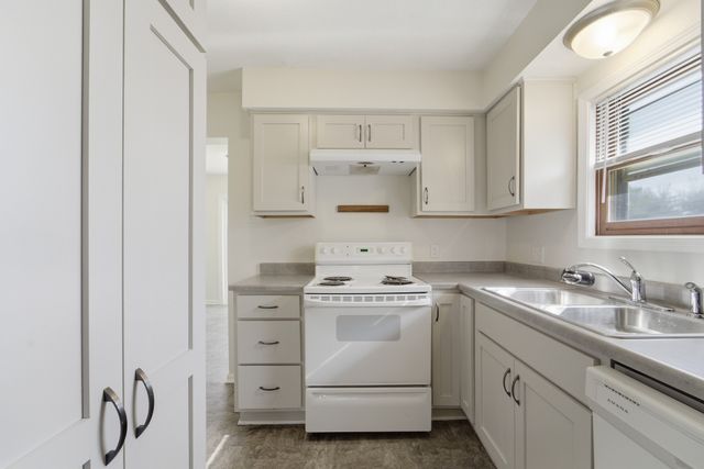 1516 E Jefferson Avenue, Des Moines, IA 50316