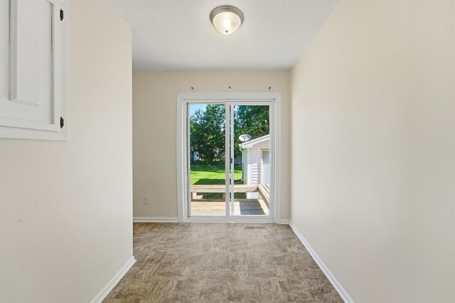1516 E Jefferson Avenue, Des Moines, IA 50316