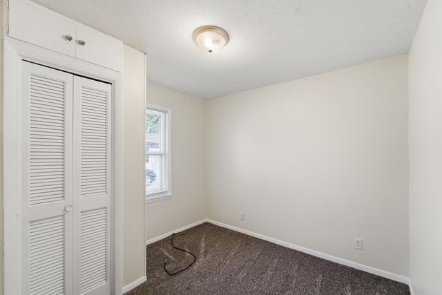 1516 E Jefferson Avenue, Des Moines, IA 50316
