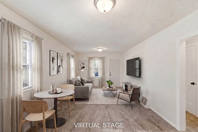 1516 E Jefferson Avenue, Des Moines, IA 50316