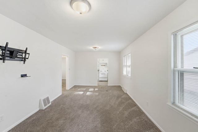 1516 E Jefferson Avenue, Des Moines, IA 50316