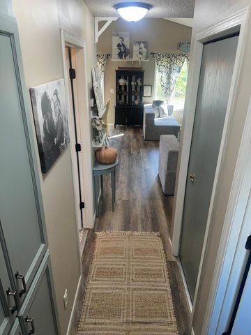 213 Ash Street E, Annandale, MN 55302