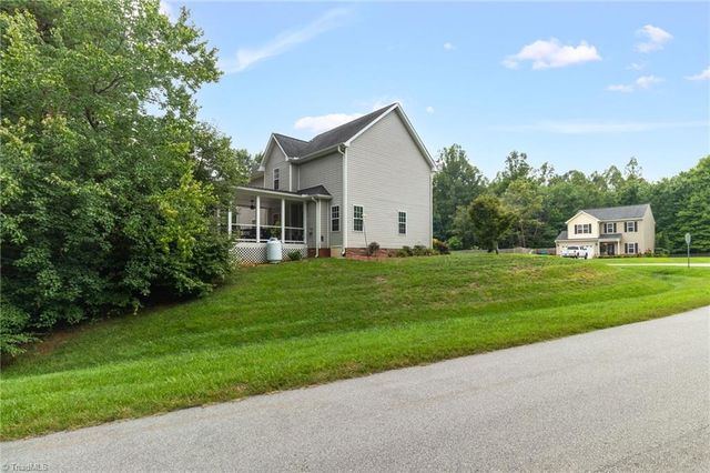 111 Tree Top Lane, Stokesdale, NC 27357
