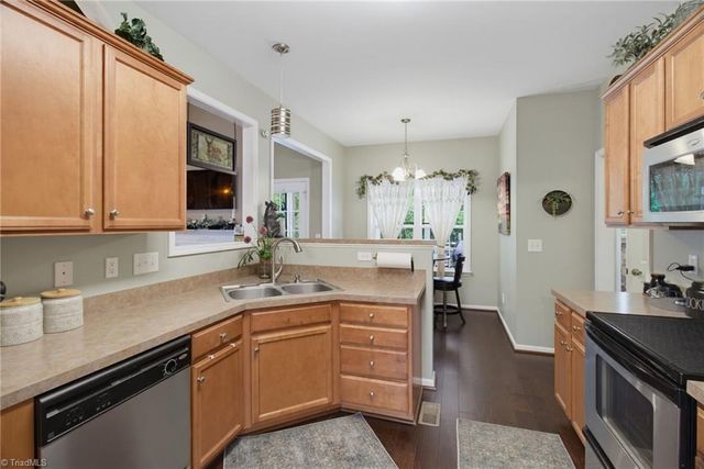 111 Tree Top Lane, Stokesdale, NC 27357
