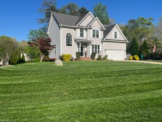111 Tree Top Lane, Stokesdale, NC 27357