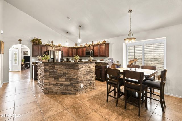 13353 EMERALD HILLS Street, Horizon City, TX 79928