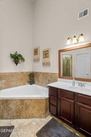 13353 EMERALD HILLS Street, Horizon City, TX 79928