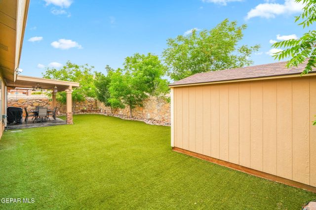 13353 EMERALD HILLS Street, Horizon City, TX 79928