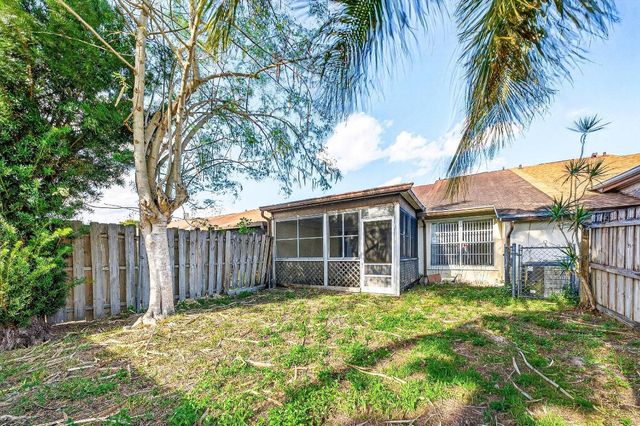 108 Pinewood Court, Jupiter, FL 33458