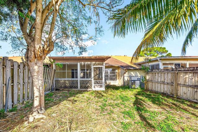 108 Pinewood Court, Jupiter, FL 33458