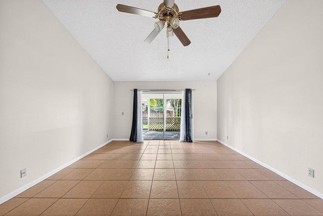 108 Pinewood Court, Jupiter, FL 33458