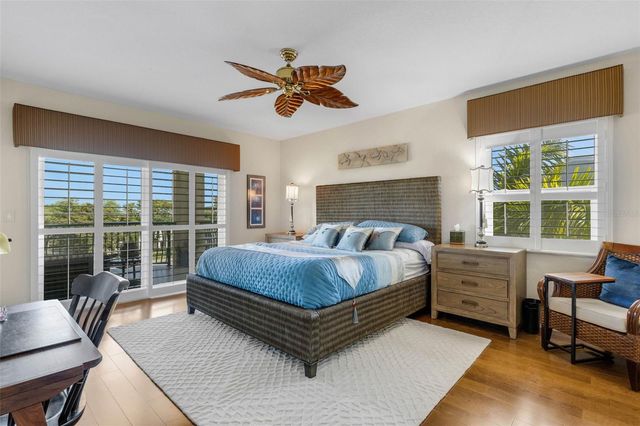 1090 PINELLAS BAYWAY S A5, St Petersburg, FL 33715