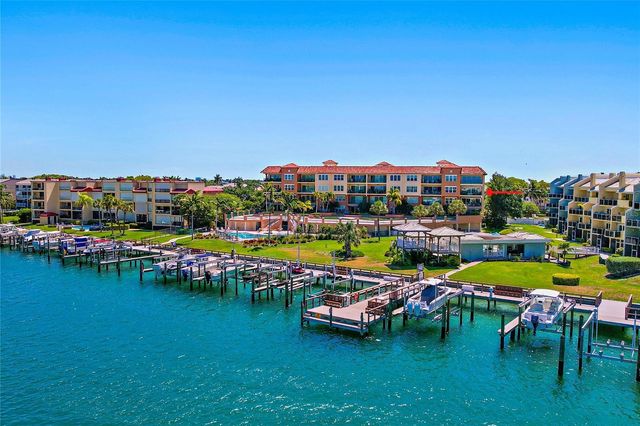 1090 PINELLAS BAYWAY S A5, St Petersburg, FL 33715