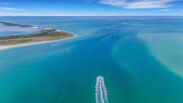 1090 PINELLAS BAYWAY S A5, St Petersburg, FL 33715