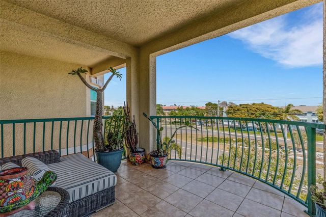 1090 PINELLAS BAYWAY S A5, St Petersburg, FL 33715