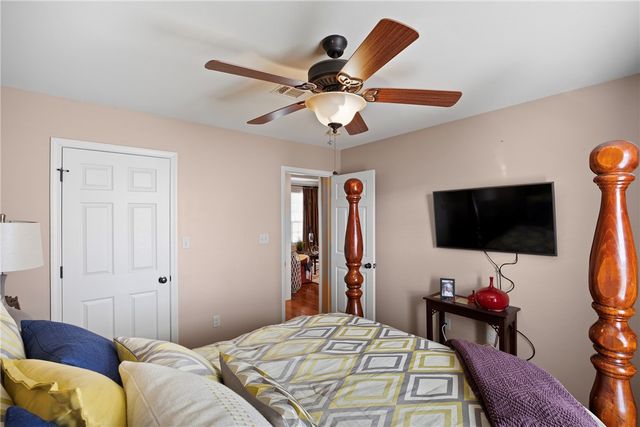 354 Thornwood Lane, Russellville, AR 72802