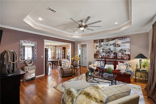 354 Thornwood Lane, Russellville, AR 72802