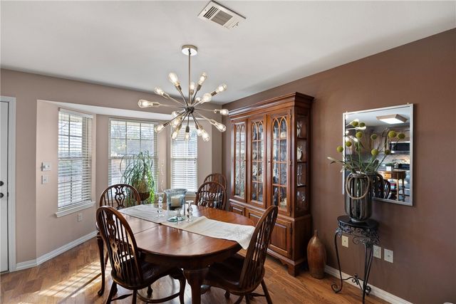 354 Thornwood Lane, Russellville, AR 72802