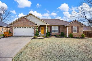 354 Thornwood Lane, Russellville, AR 72802