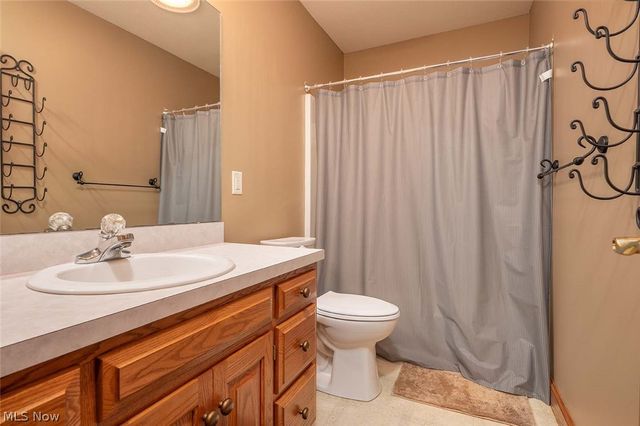 1453 3rd Street SE, New Philadelphia, OH 44663