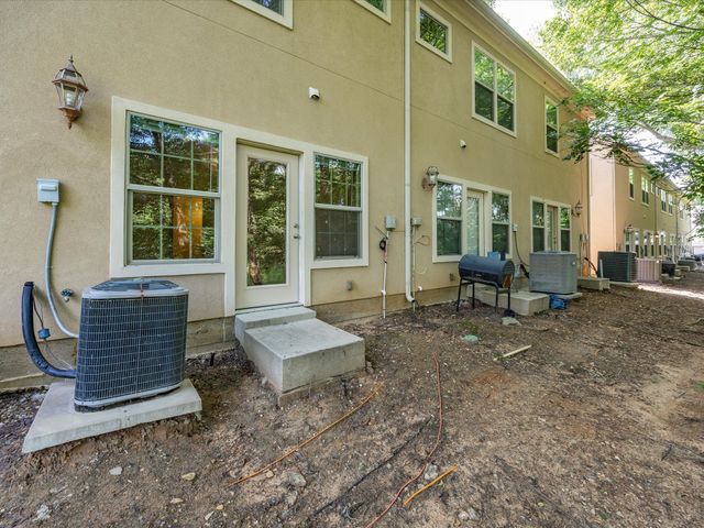 1530 Aldra Drive, Fort Worth, TX 76120
