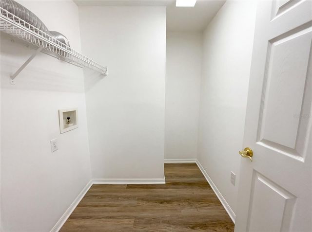 10101 KINGSBRIDGE AVENUE, Tampa, FL 33626