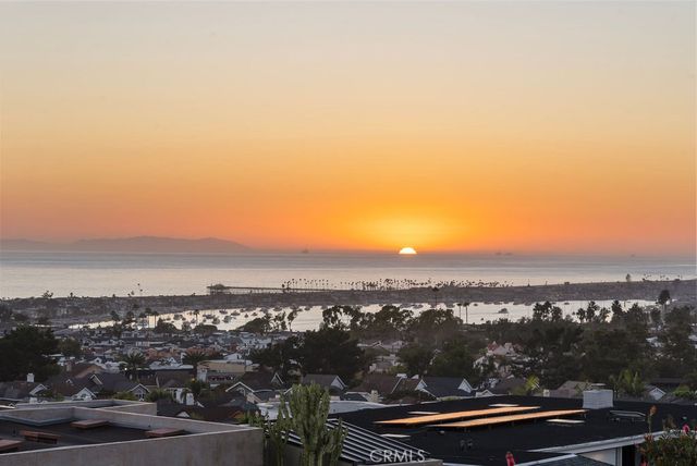 2719 Setting Sun, Corona Del Mar, CA 92625